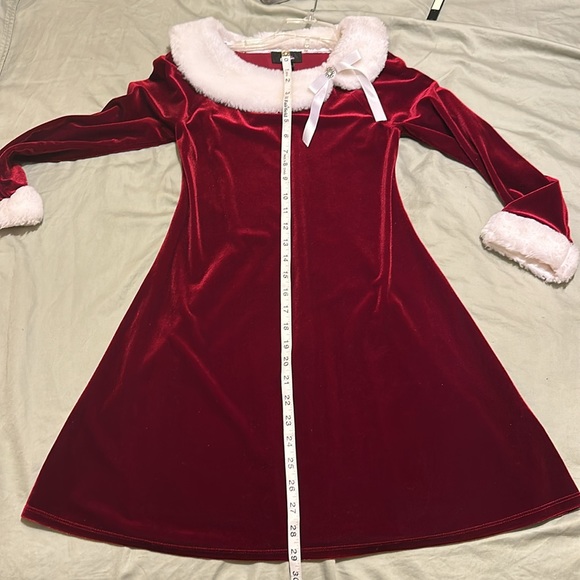 BCXgirl stretch red velvet Christmas dress - Picture 11 of 11
